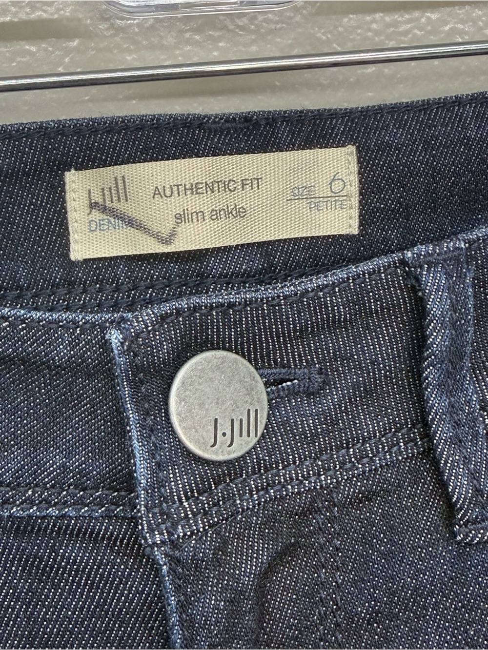 J.Jill Denim Authentic Fit Slim Ankle Dark Blue Embroidered Women’s Jeans sz 6p - Picture 5 of 5